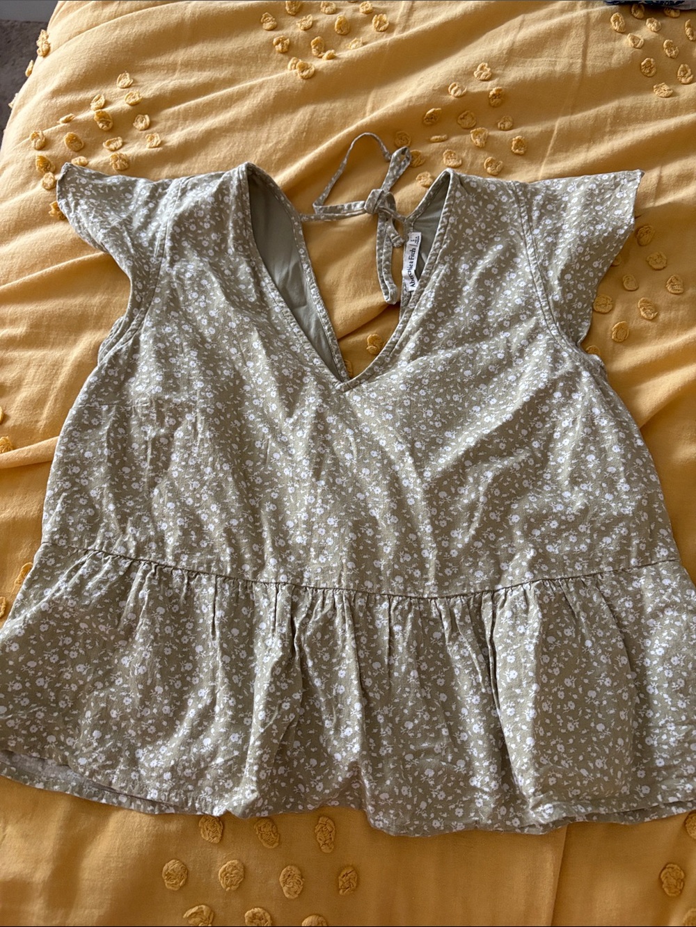 Abercrombie & Fitch Green Floral V-Neck Peplum Top